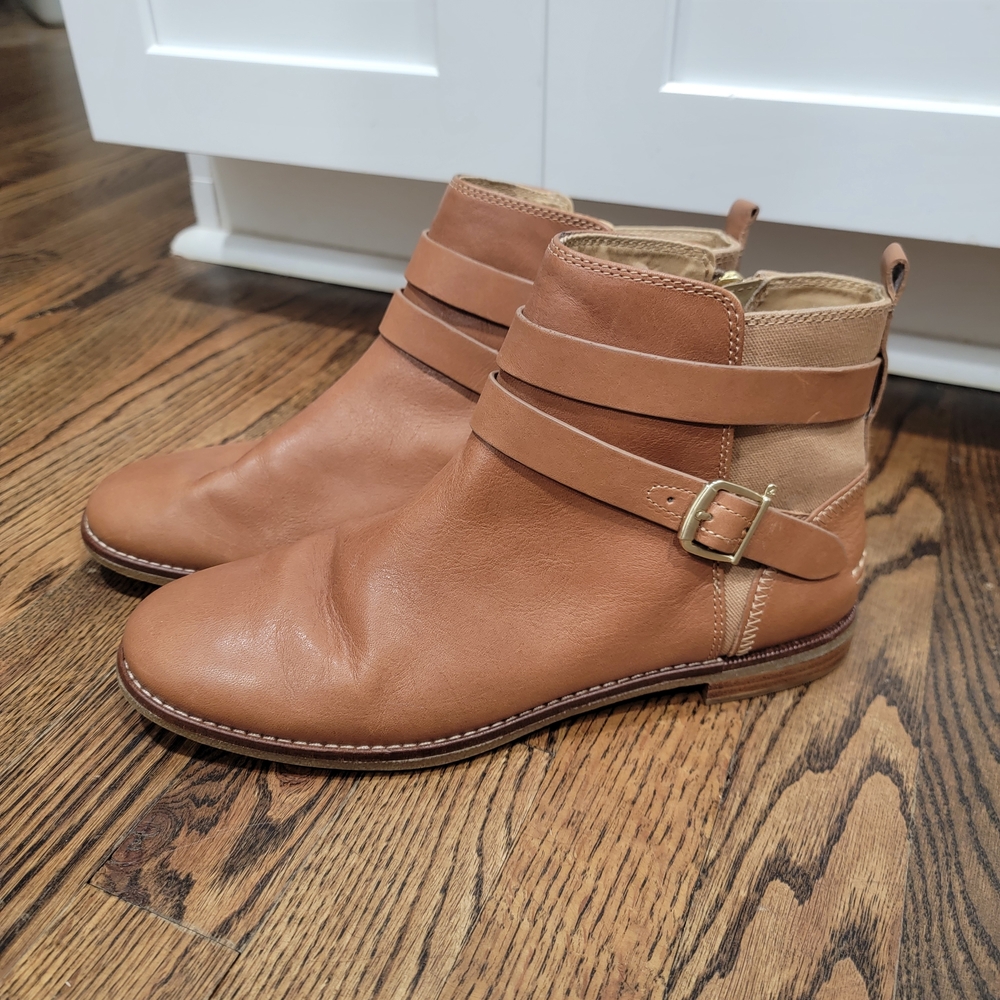 Sperry Tan Ankle Boots